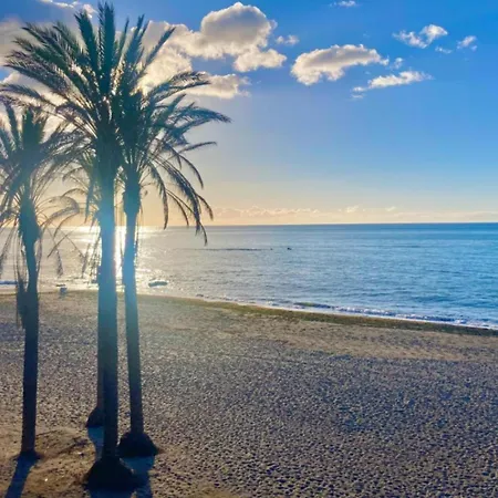 Wonderful Golf & With Front Seaview And Pool アパート ベナルマデナ