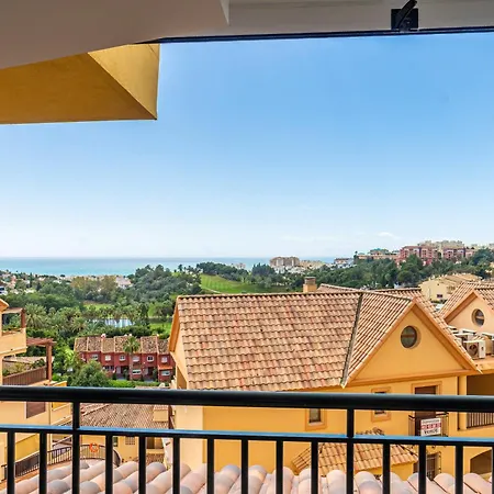 Wonderful Golf & With Front Seaview And Pool Apartment